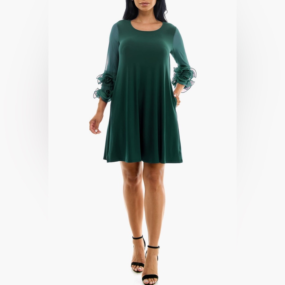 Nina Leonard Green Dress